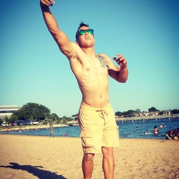 Meet your Posher, Jimmy - Picture 1 of 1